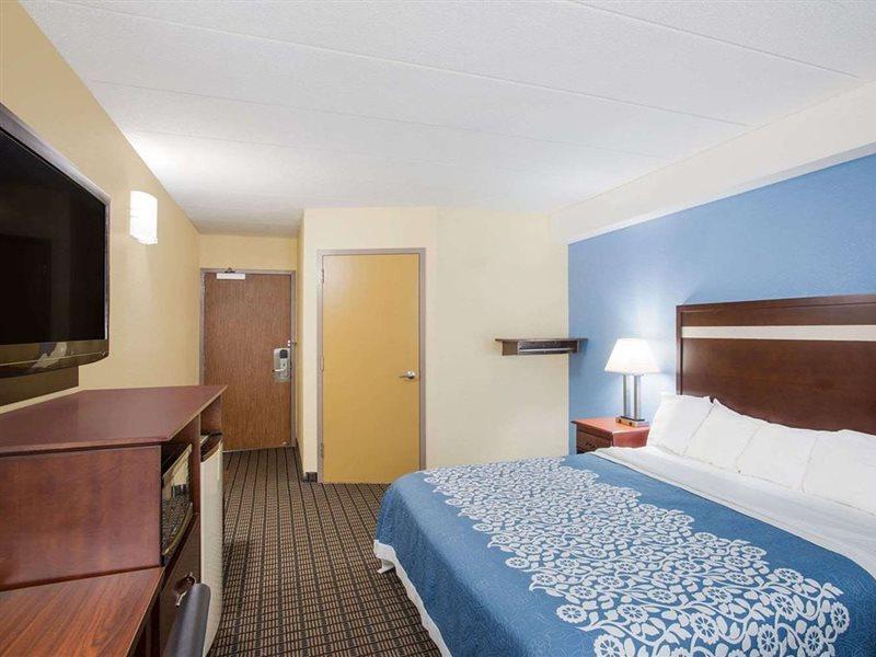 Days Inn By Wyndham New Haven Εξωτερικό φωτογραφία